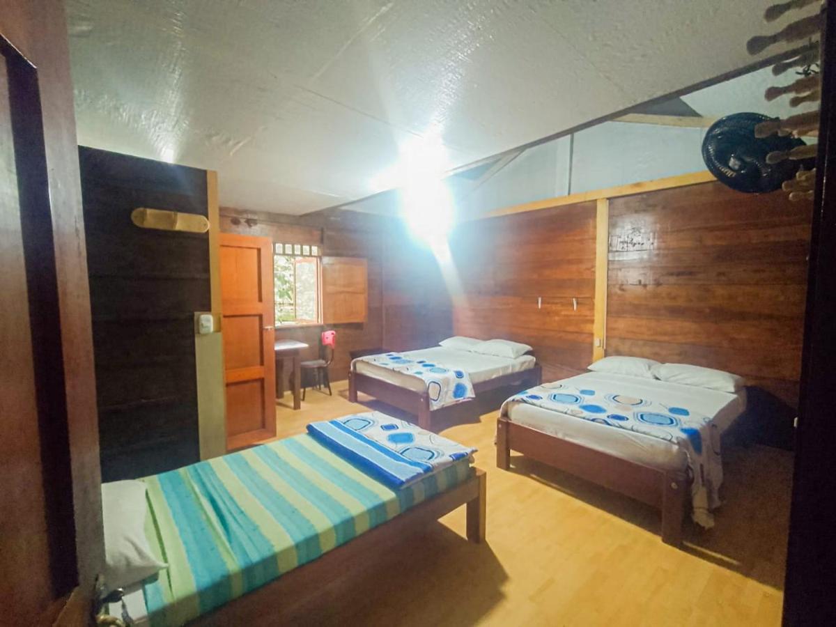 Hostal Cano Nevera La Macarena Exteriér fotografie