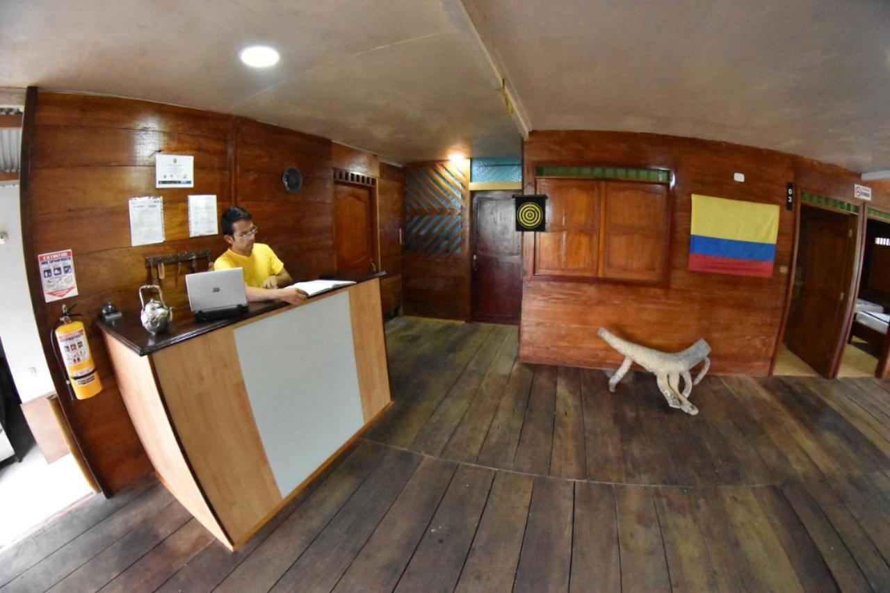 Hostal Cano Nevera La Macarena Exteriér fotografie