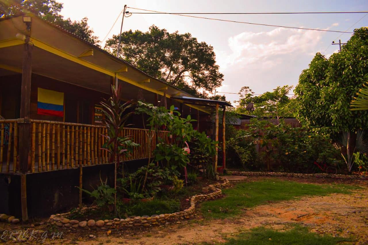 Hostal Cano Nevera La Macarena Exteriér fotografie