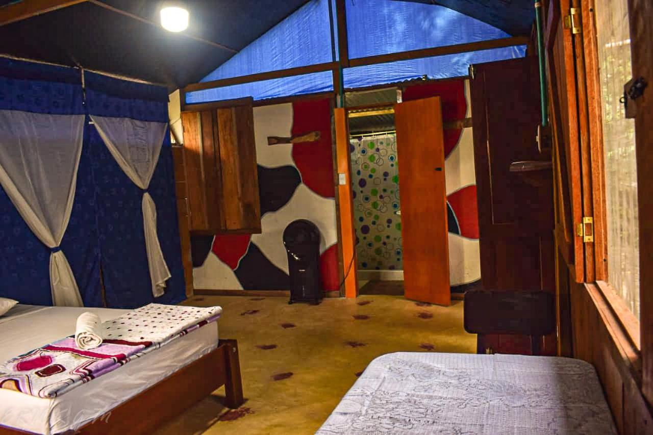 Hostal Cano Nevera La Macarena Exteriér fotografie